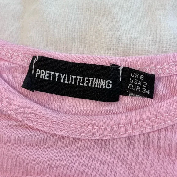PrettyLittleThing Pink Crop Top - Picture 2 of 3